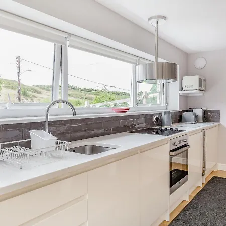 Holiday home The House Crantock